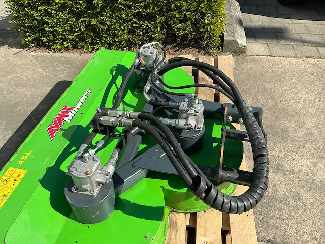 Avant hydraulisch mulchdek s30 aankoppeling - afbeelding 5 van  7