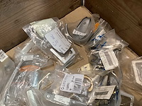 Avenue mix kavel diverse kapstokhaken (44x) - afbeelding 4 van  5