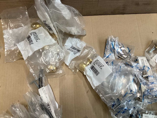 Avenue mix kavel diverse knoppen en grepen (104x) - afbeelding 9 van  10