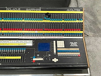 Avolites rolacue sapphire 24 digitale mengtafel - afbeelding 3 van  6