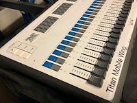 Avolites titan mobile wing lichttafel - afbeelding 2 van  6