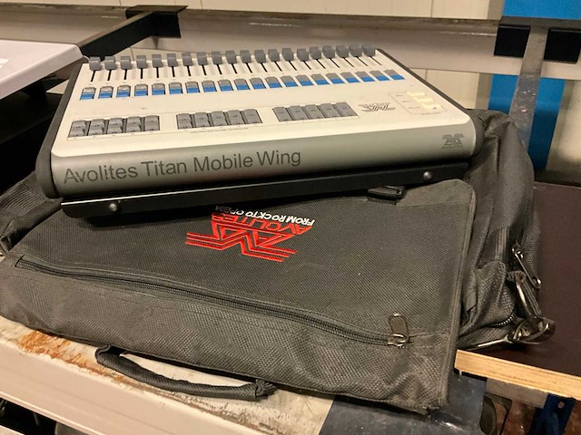 Avolites titan mobile wing lichttafel - afbeelding 5 van  6