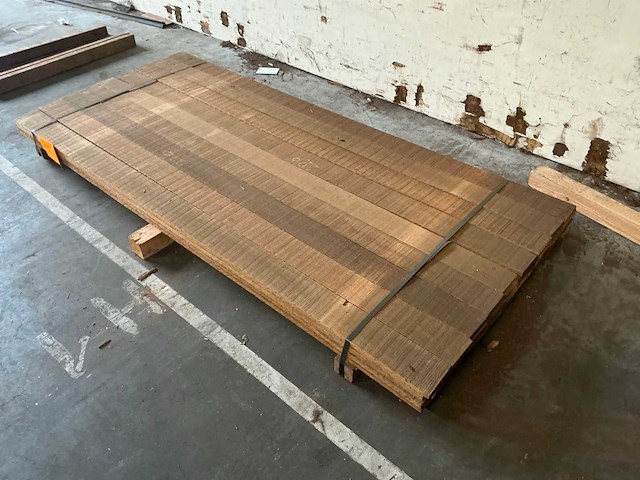 Ayous thermo 15x105 hardhout - afbeelding 1 van  4
