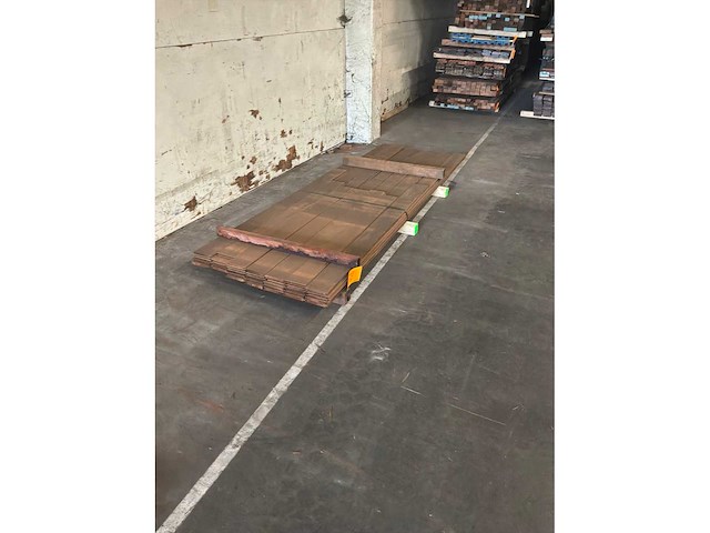Ayous thermo 18x130 hardhout - afbeelding 1 van  4