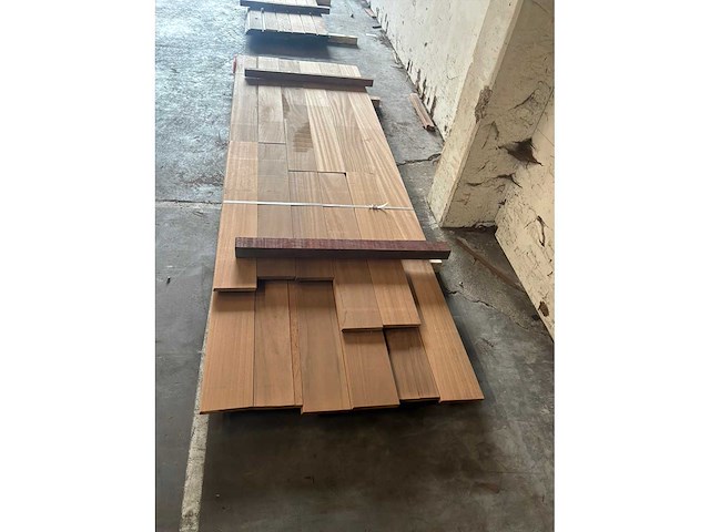 Ayous thermo 20x180 hardhout - afbeelding 3 van  4