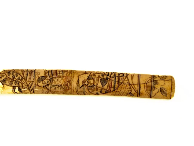 Aziatische bewerkte been/hoorn tanto dolk met... - afbeelding 2 van  4