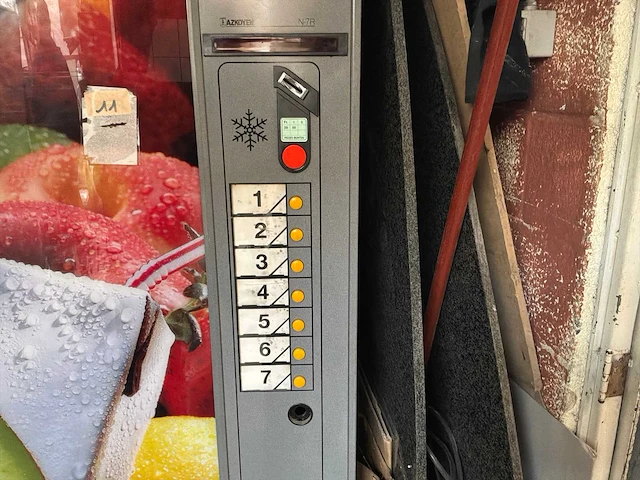 Azkoyen drankenautomaat - afbeelding 2 van  7