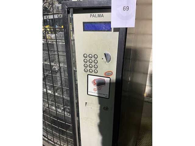 Azkoyen palma verkoopautomaat - afbeelding 2 van  3