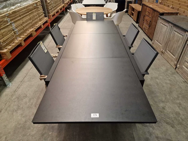 Azur - alu tuintafel lanciano zwart 180-270 x 100cm + antraciet glaskeramiek - afbeelding 9 van  10