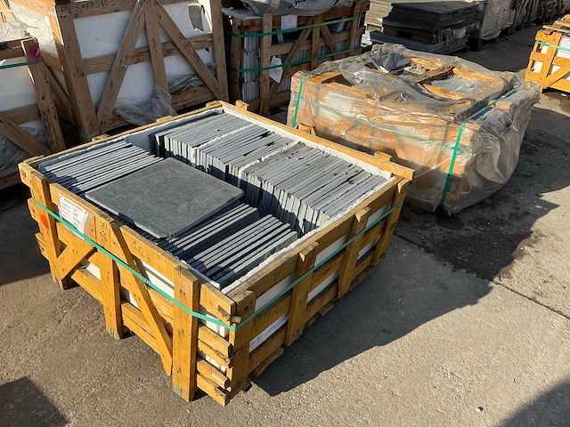 B black natuursteen tuintegel ca. 30,32m2 - afbeelding 2 van  6