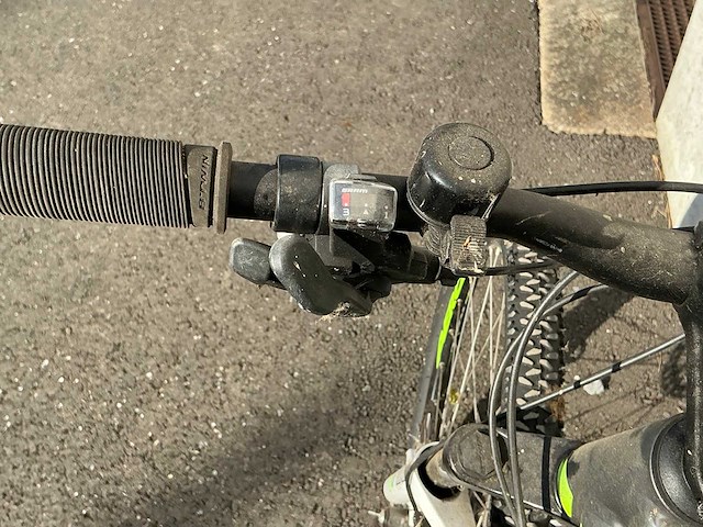 B-twin rockrider 520 mountainbike - afbeelding 6 van  13