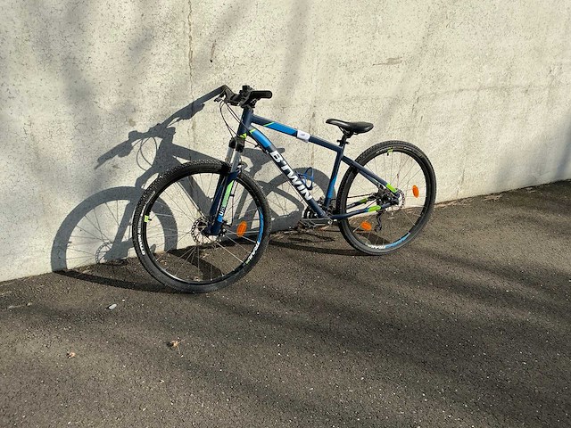 B-twin rockrider 520 mountainbike - afbeelding 1 van  13