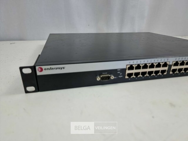 B5g124-24p2 24 poorts netwerk switch poe 19” - afbeelding 2 van  4