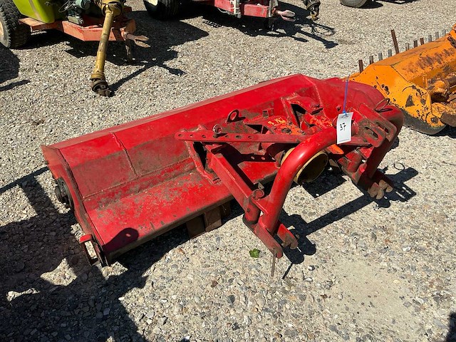 Bab gedragen klepelmaaier - afbeelding 3 van  3