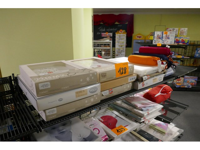 Baby bed 1 - afbeelding 1 van  3