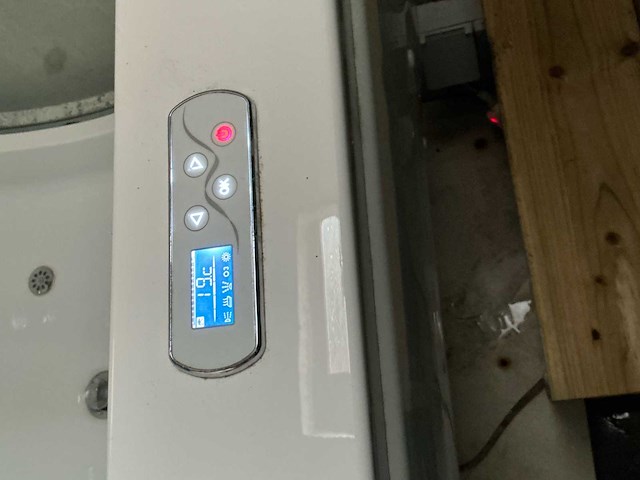 Baby jacuzzi jacuzzi - afbeelding 2 van  10