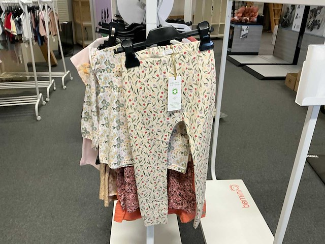 Babykleding (43x) - afbeelding 10 van  11