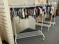 Babykleding (58x) - afbeelding 1 van  12