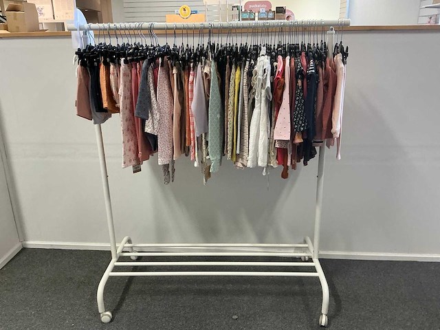 Babykleding (70x) - afbeelding 1 van  13