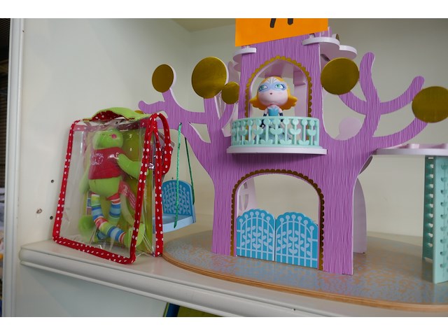 Babyspeelgoed en speelhuisje - afbeelding 4 van  4