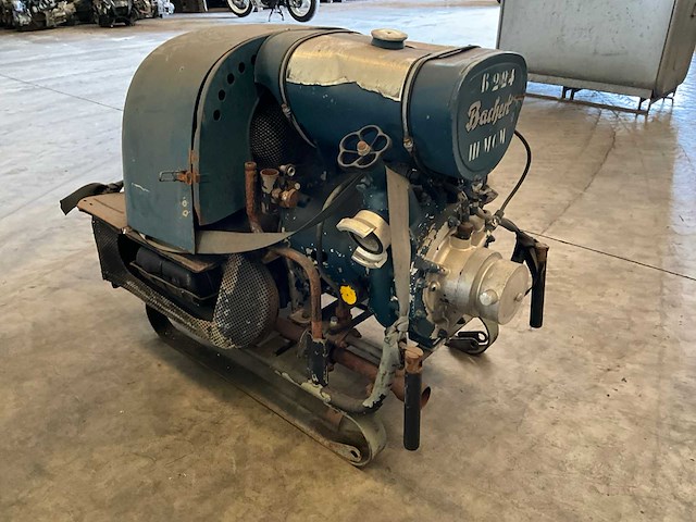 Bachert - vw type 122 - mobile army water pump - afbeelding 2 van  7