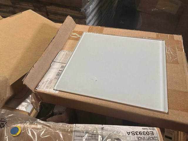 Bad en diverse accessoires voor badkamer - afbeelding 8 van  8