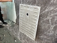 Bad met douche / set van 10 doucheruimtes plus douchebak - afbeelding 9 van  20