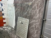 Bad met douche / set van 10 doucheruimtes plus douchebak - afbeelding 10 van  20
