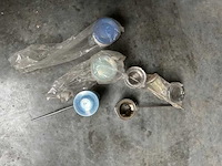 Badkamer installatie onderdelen - bathroom furniture set - afbeelding 3 van  7