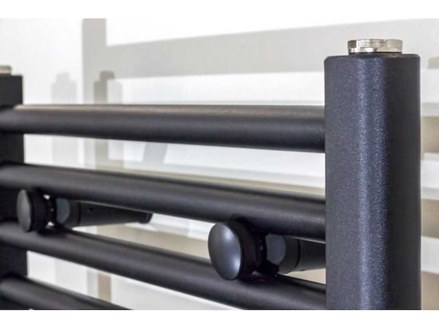 Badkamer radiator 1200x600mm zwart mat geborsteld – middenaansluiting – 616w - afbeelding 2 van  2