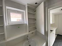 Badkamermeubel met spoeltafel - spiegelkasten - wc - afbeelding 2 van  8