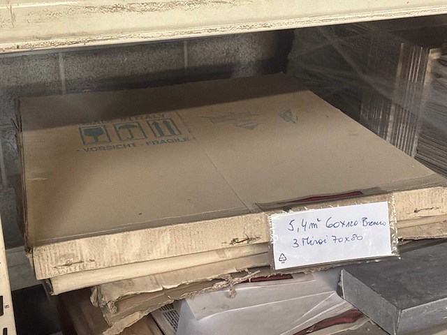 Badkamermeubel, wc, 3 spiegels - afbeelding 5 van  5