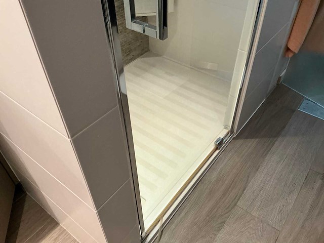 Badkameropstelling - afbeelding 14 van  27