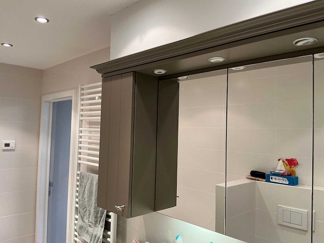 Badkameropstelling - afbeelding 24 van  27