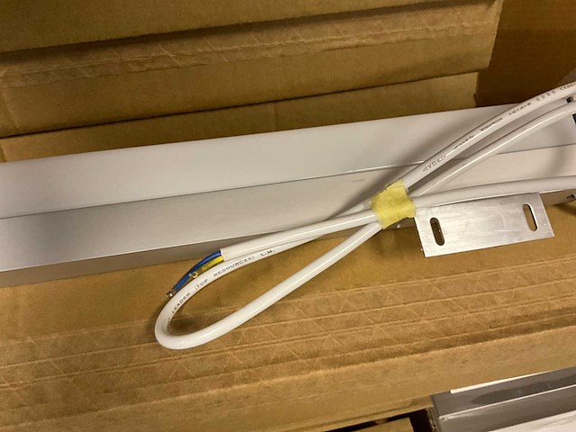 Badkamerverlichting 120 cm. (42x) - afbeelding 7 van  8