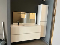 Badkamer/wandmeubel piot