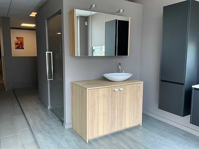 Badkamer/wandmeubel piot - afbeelding 1 van  19