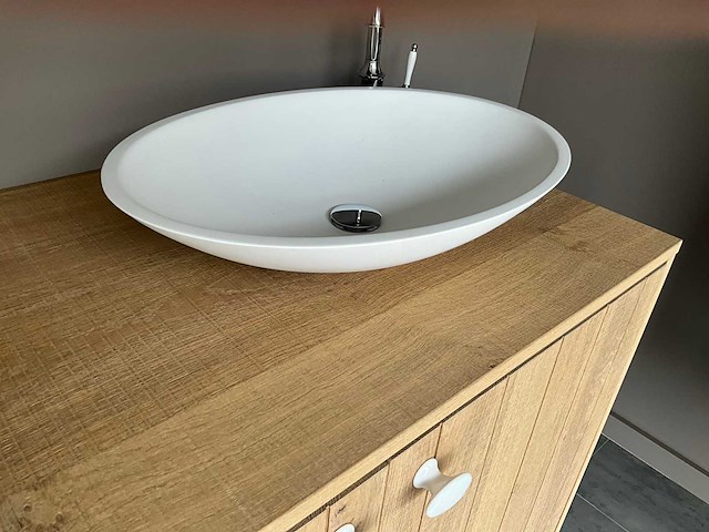 Badkamer/wandmeubel piot - afbeelding 15 van  19