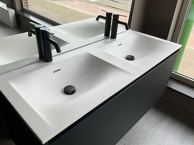 Badkamer/wandmeubel piot - afbeelding 13 van  17