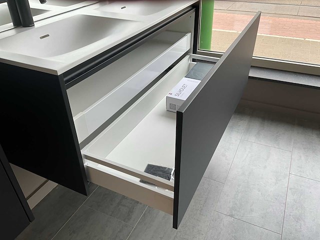 Badkamer/wandmeubel piot - afbeelding 3 van  13