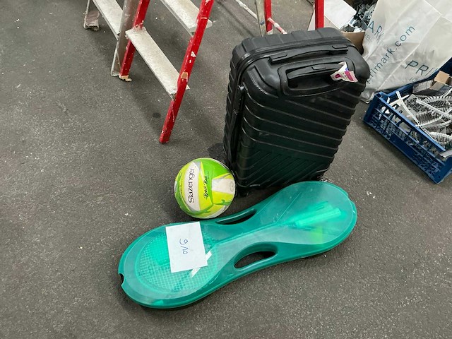 Badminton set en divers - afbeelding 1 van  5