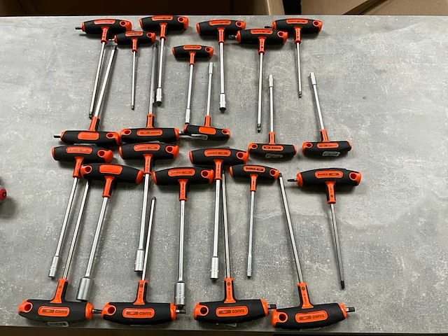 Bahco diverse maten schroevendraaiers t-greep (24x) - afbeelding 1 van  6