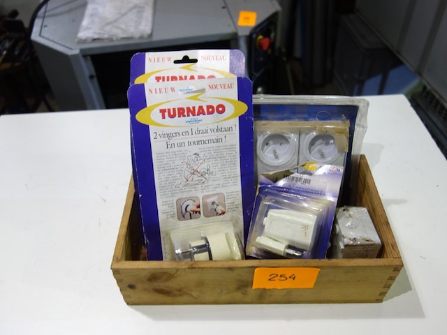 Bak contactdozen - afbeelding 1 van  1