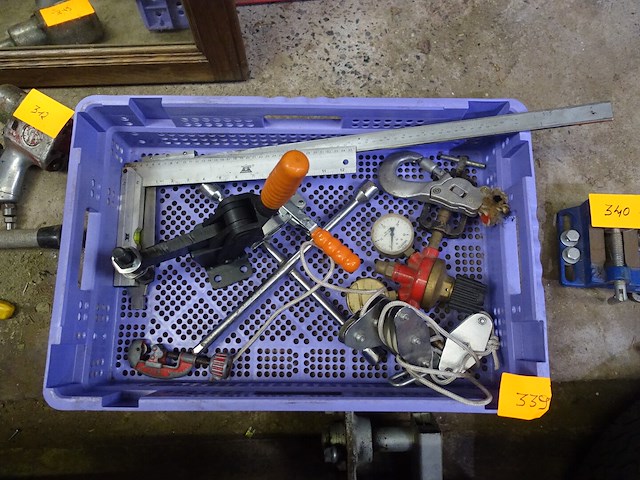 Bak divers materiaal - afbeelding 1 van  4