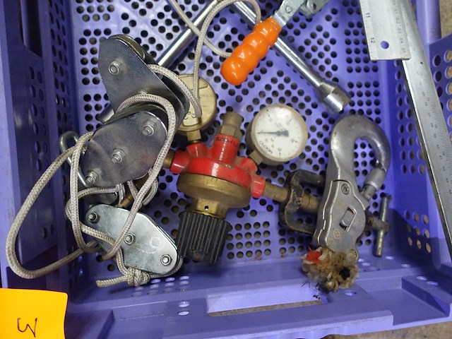 Bak divers materiaal - afbeelding 2 van  4