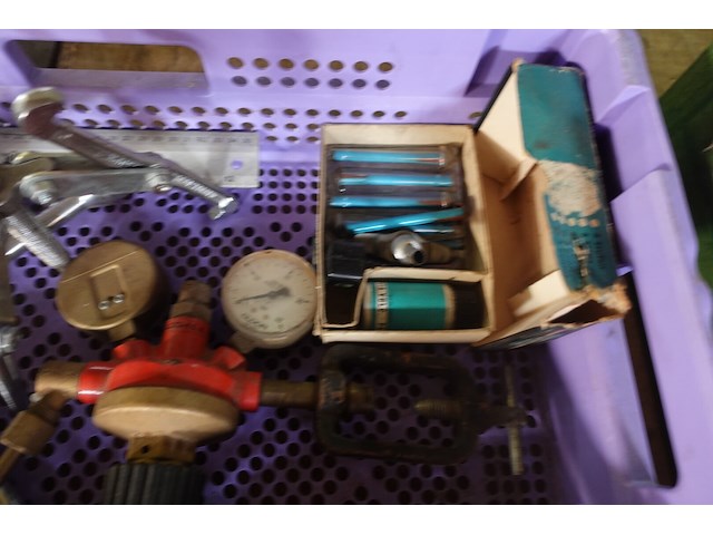 Bak divers materiaal - afbeelding 3 van  5