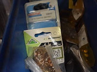 Bak diverse bouten en vijzen - afbeelding 2 van  10