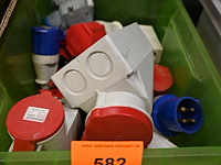 Bak diverse cee stekkers en wandcontactdozen - afbeelding 1 van  2