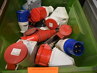 Bak diverse cee stekkers en wandcontactdozen - afbeelding 2 van  2