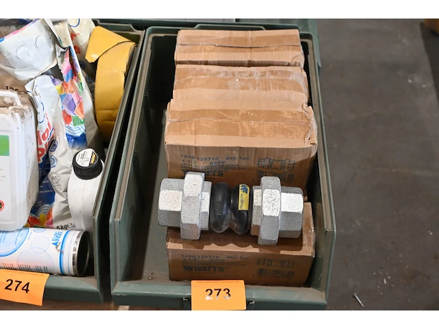 Bak diverse sanitair - afbeelding 1 van  1